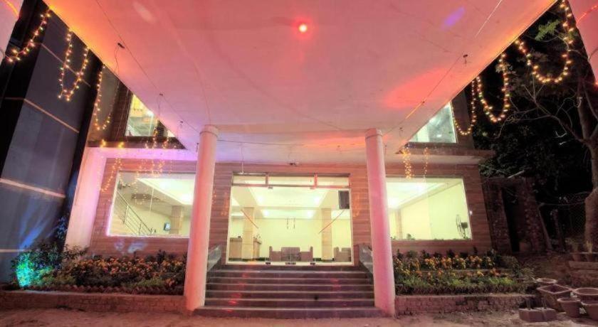 Hotel Night Heaven Bandarban Екстер'єр фото