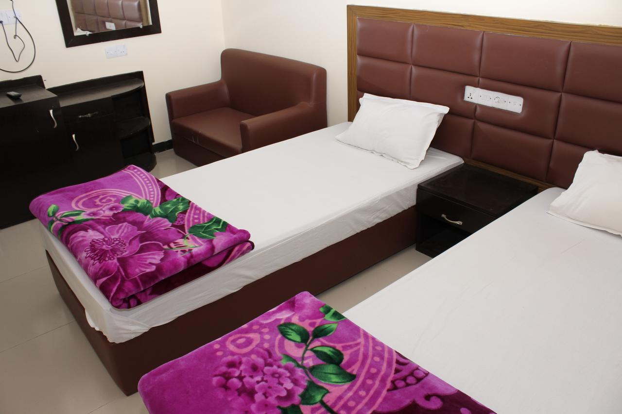 Hotel Night Heaven Bandarban Екстер'єр фото